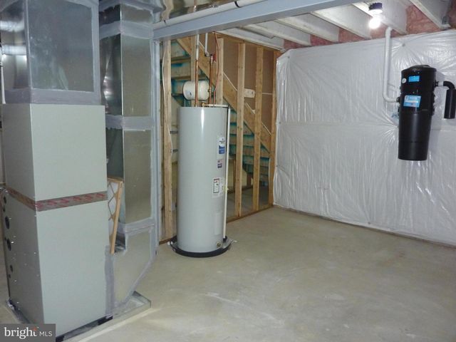 268 DOYLESTOWN RD, Smyrna, DE 19977