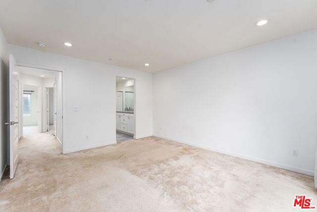 2850 N Glassell Street, Orange, CA 92865