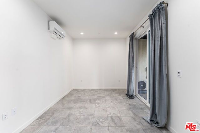 2850 N Glassell Street, Orange, CA 92865