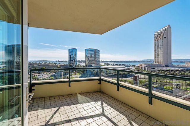 555 Front St 1304, San Diego, CA 92101