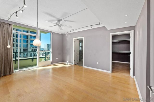 555 Front St 1304, San Diego, CA 92101