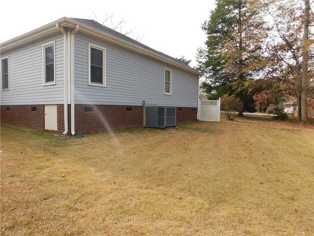 116 Bell Drive, Simpsonville, SC 29681