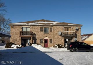 286 E. 13 MILE Road 203, Madison Heights, MI 48071