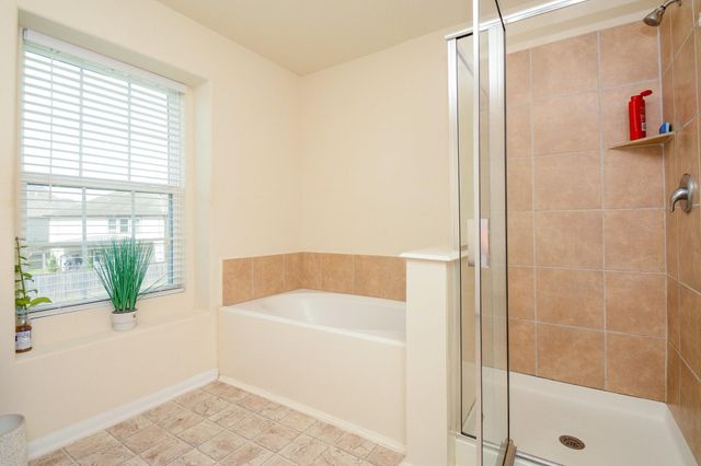 2531 Tucker Creek, Fresno, TX 77454