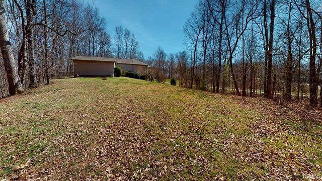 8920 W Michael Drive, Huntingburg, IN 47542