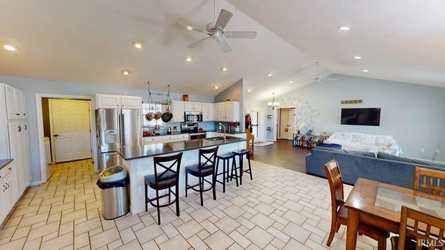 8920 W Michael Drive, Huntingburg, IN 47542