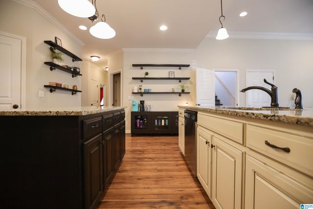 195 LORRIN LANE, Sterrett, AL 35147