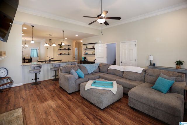 195 LORRIN LANE, Sterrett, AL 35147