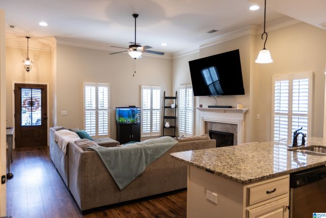 195 LORRIN LANE, Sterrett, AL 35147