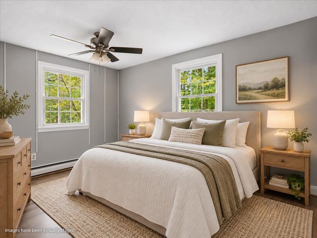 2 Nightingale Lane, Litchfield, NH 03052
