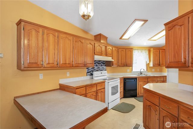 2603 Scotlac Court SW, Olympia, WA 98512