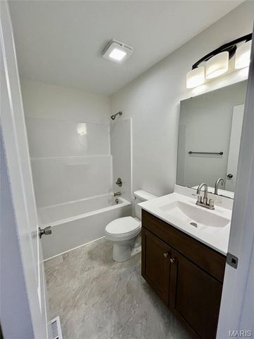 801 Lakeway Drive, Labadie, MO 63055