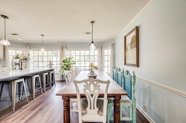 2225 W Park Avenue, Corsicana, TX 75110