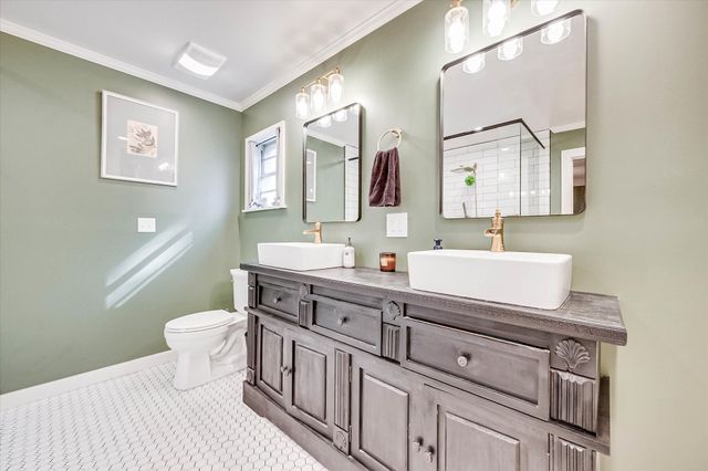 2225 W Park Avenue, Corsicana, TX 75110