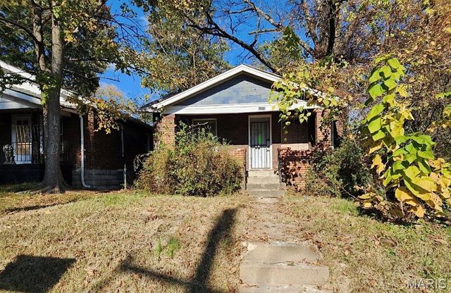 6717 Stratford Avenue, St Louis, MO 63121