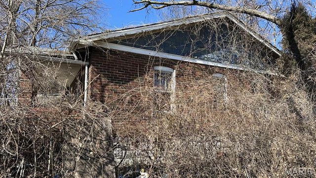 6717 Stratford Avenue, St Louis, MO 63121