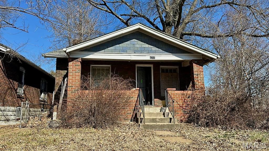 6717 Stratford Avenue, St Louis, MO 63121