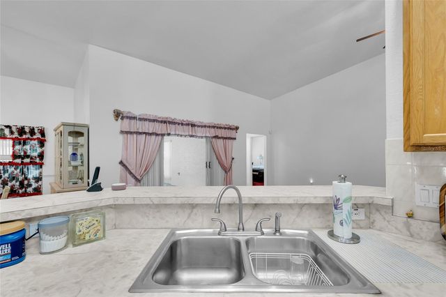 5260 SW 176TH AVENUE, Dunnellon, FL 34432