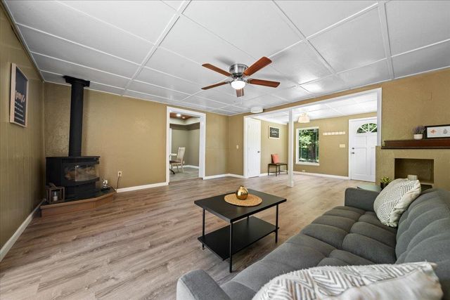 10492 Boulder St, Nevada City, CA 95959