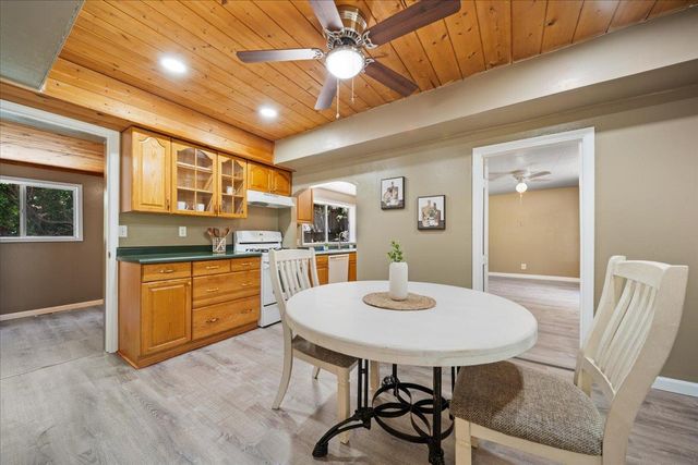 10492 Boulder St, Nevada City, CA 95959