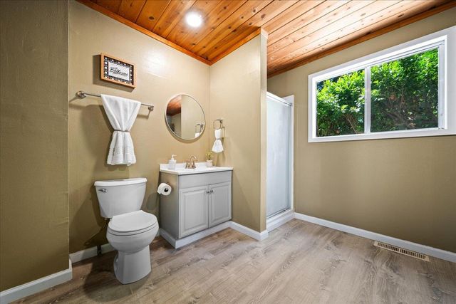 10492 Boulder St, Nevada City, CA 95959