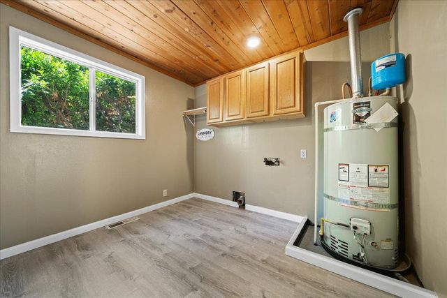 10492 Boulder St, Nevada City, CA 95959
