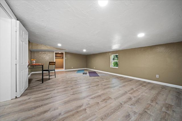 10492 Boulder St, Nevada City, CA 95959