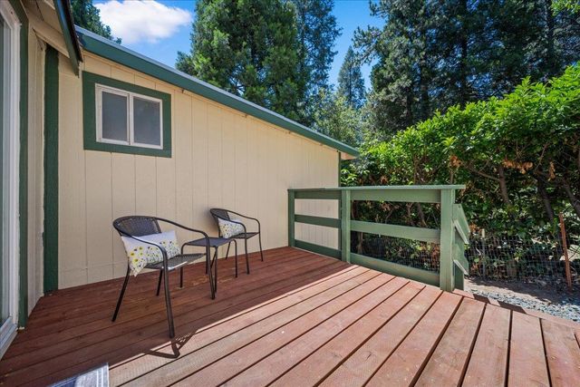 10492 Boulder St, Nevada City, CA 95959