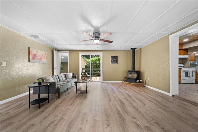 10492 Boulder St, Nevada City, CA 95959