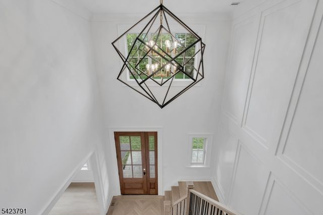 223 Longwood Avenue, Chatham Twp., NJ 07928