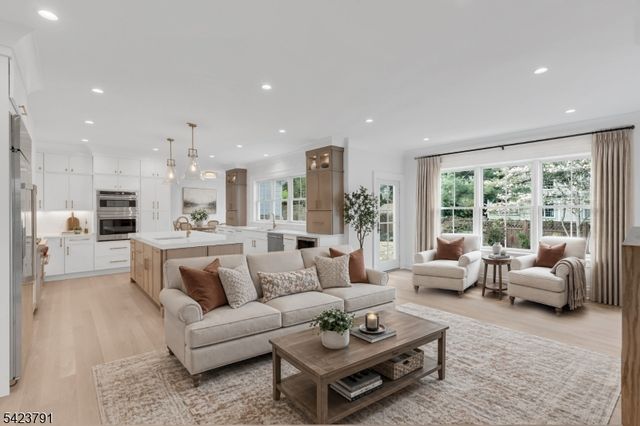 223 Longwood Avenue, Chatham Twp., NJ 07928