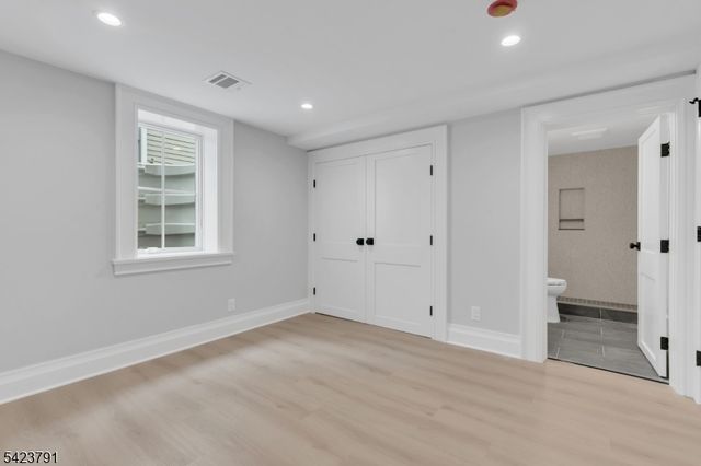 223 Longwood Avenue, Chatham Twp., NJ 07928