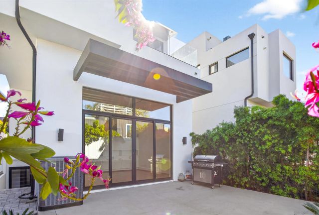 746 Bonair St, La Jolla, CA 92037