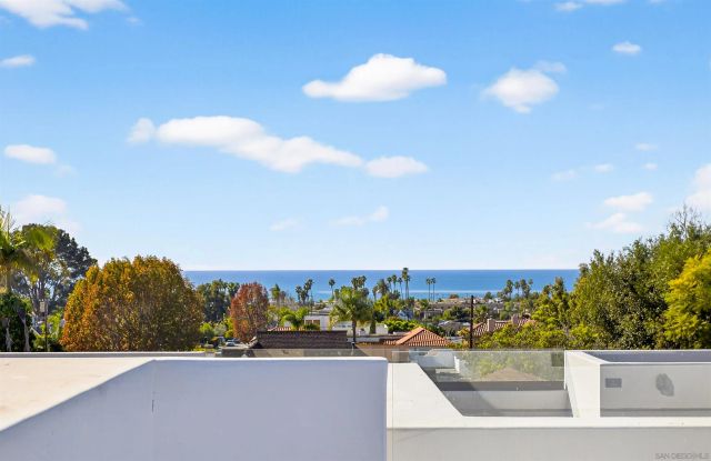 746 Bonair St, La Jolla, CA 92037