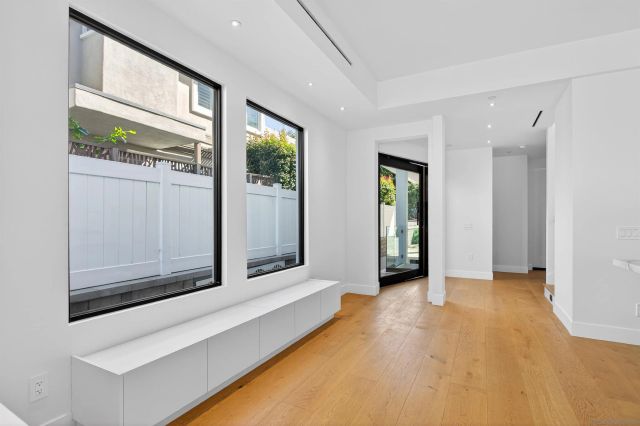 746 Bonair St, La Jolla, CA 92037