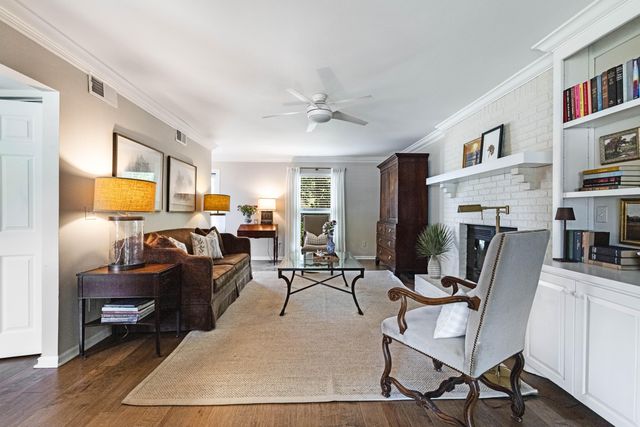 1427 Oaklanding Road, Mount Pleasant, SC 29464