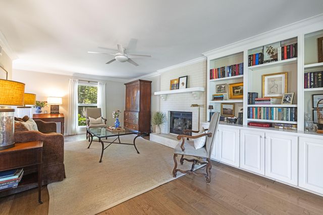 1427 Oaklanding Road, Mount Pleasant, SC 29464