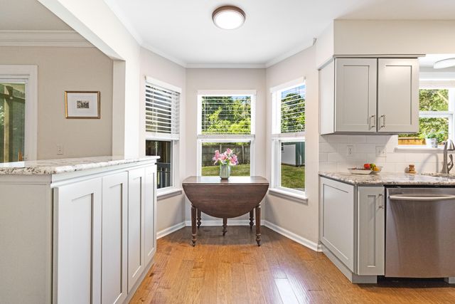 1427 Oaklanding Road, Mount Pleasant, SC 29464