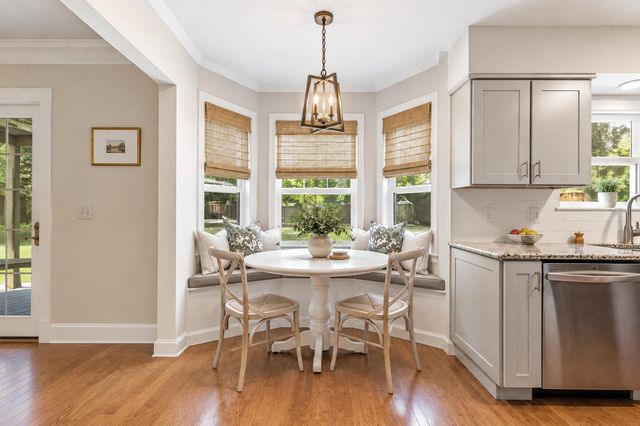 1427 Oaklanding Road, Mount Pleasant, SC 29464