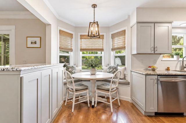 1427 Oaklanding Road, Mount Pleasant, SC 29464
