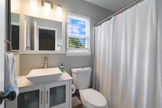 1427 Oaklanding Road, Mount Pleasant, SC 29464