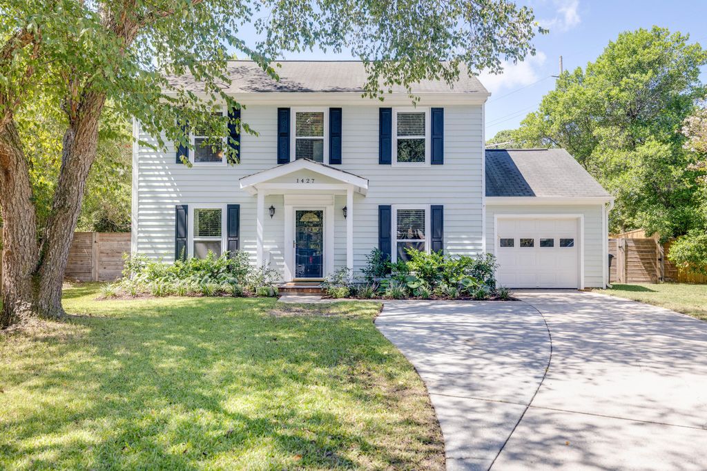 1427 Oaklanding Road, Mount Pleasant, SC 29464