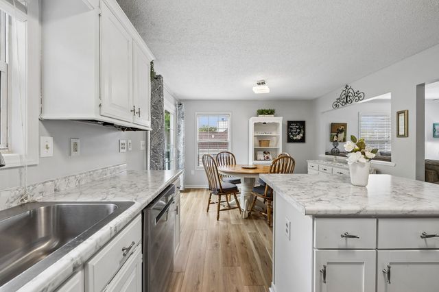 2040 Wild Cherry Ct, Lewisburg, TN 37091