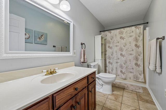 2040 Wild Cherry Ct, Lewisburg, TN 37091