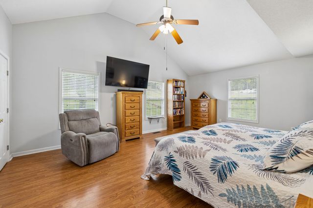 2040 Wild Cherry Ct, Lewisburg, TN 37091