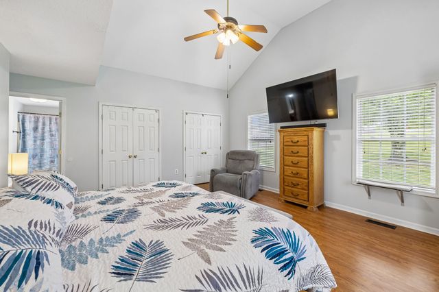 2040 Wild Cherry Ct, Lewisburg, TN 37091