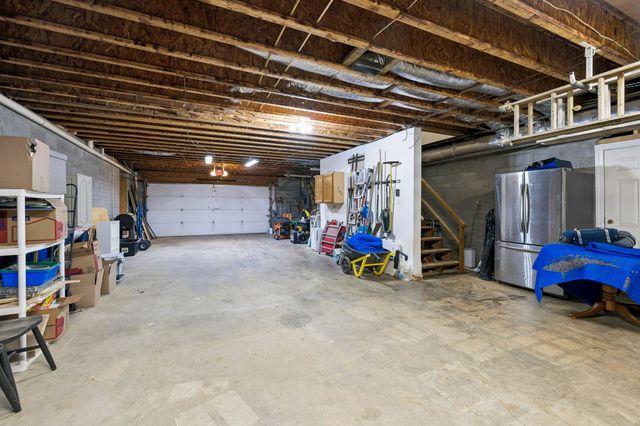 2040 Wild Cherry Ct, Lewisburg, TN 37091