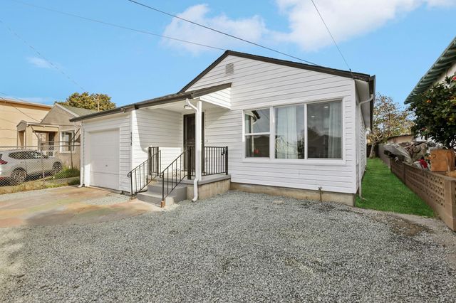 9638 E St, Oakland, CA 94603