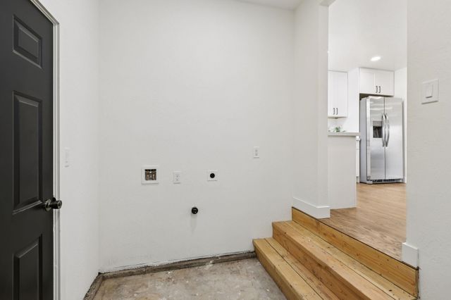 9638 E St, Oakland, CA 94603