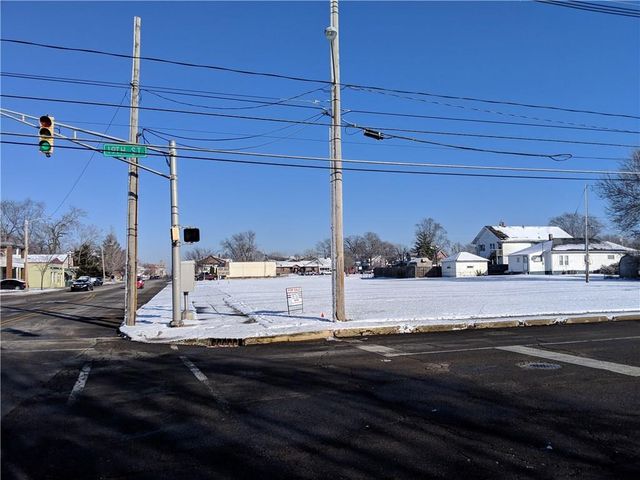 1742 Meridian Street, Anderson, IN 46016